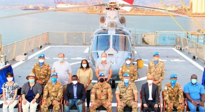 Dua Jenderal Bintang Dua UNIFIL Kunjungi KRI Sultan Iskandar Muda-367