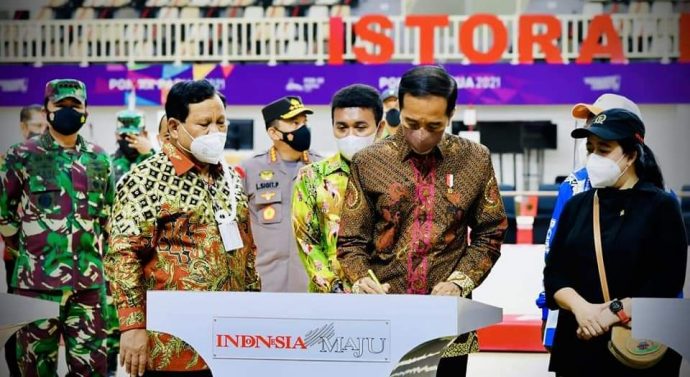 Panglima TNI Dampingi Presiden RI Resmikan Tujuh Arena PON XX Papua