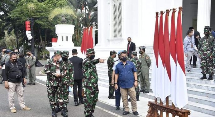 Kasum TNI Tinjau Pelaksanaan Gladi Bersih HUT ke-76 TNI Di Istana Merdeka