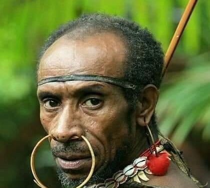 Mengenal Suku Korowai di Selatan Papua